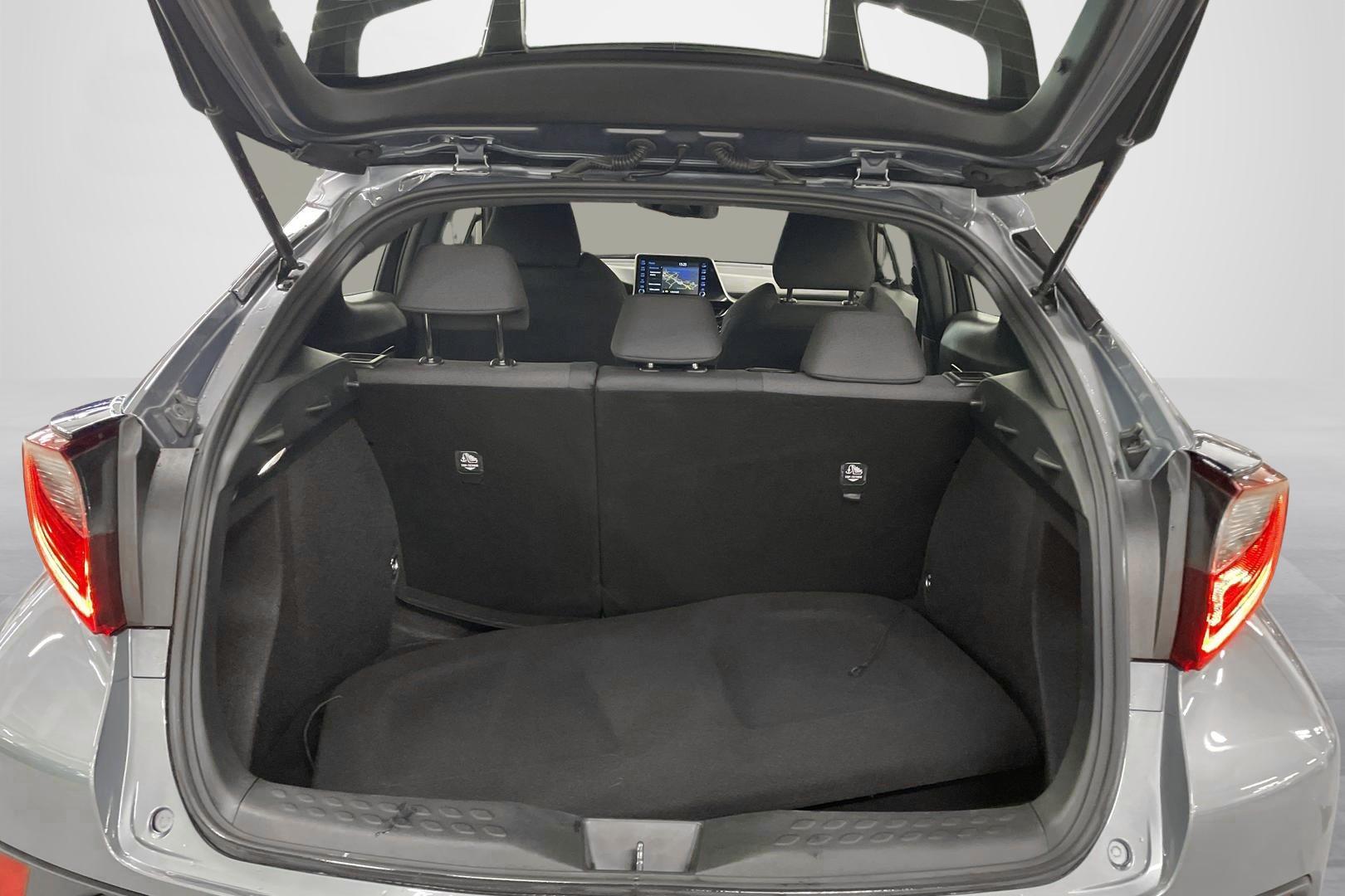 Toyota C-HR 10