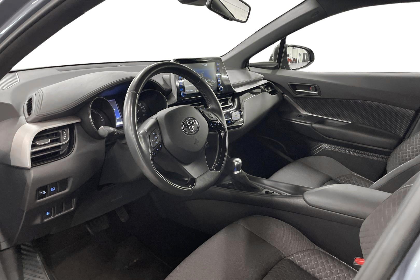 Toyota C-HR 7