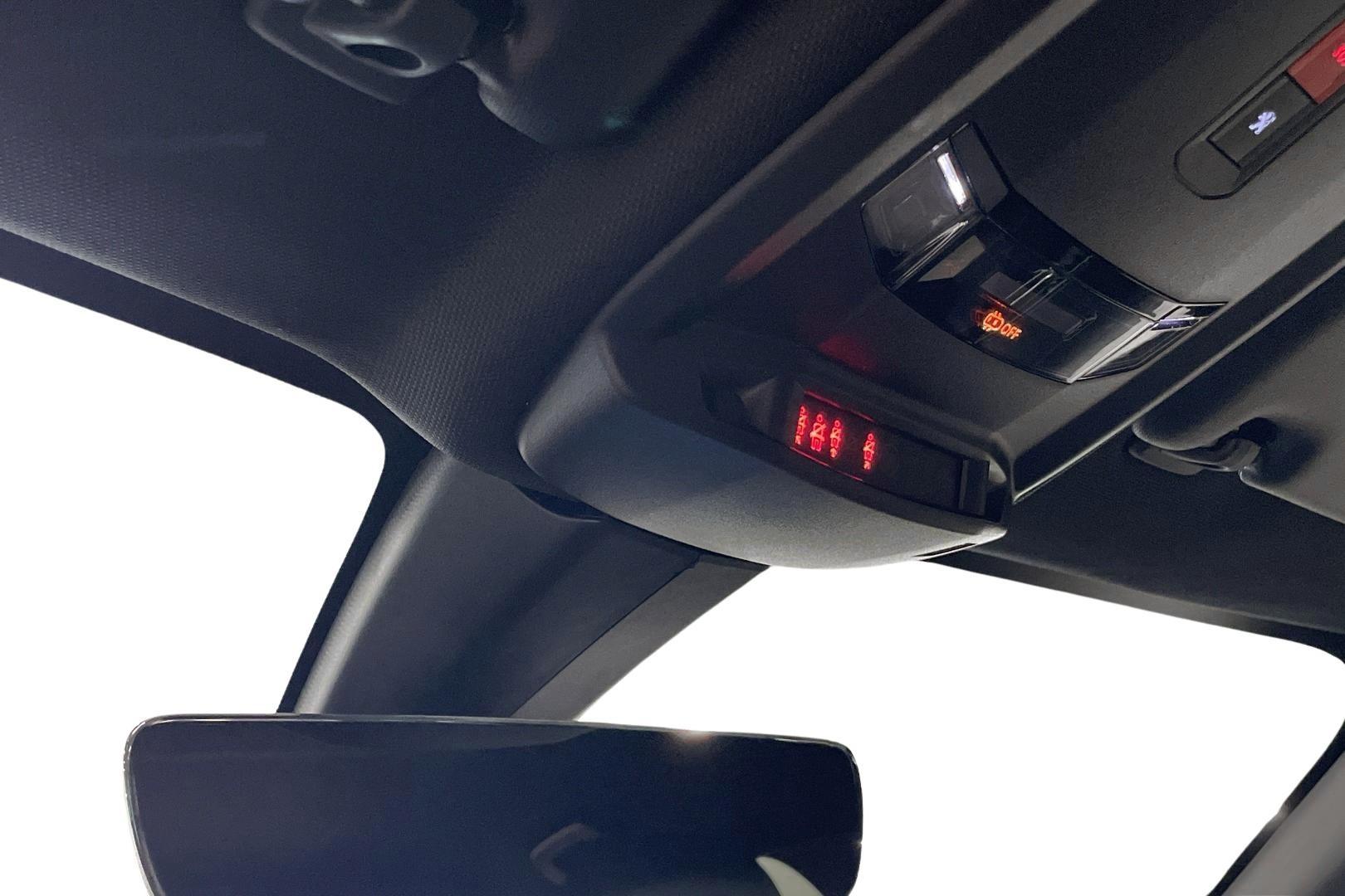 Peugeot e-208 2020