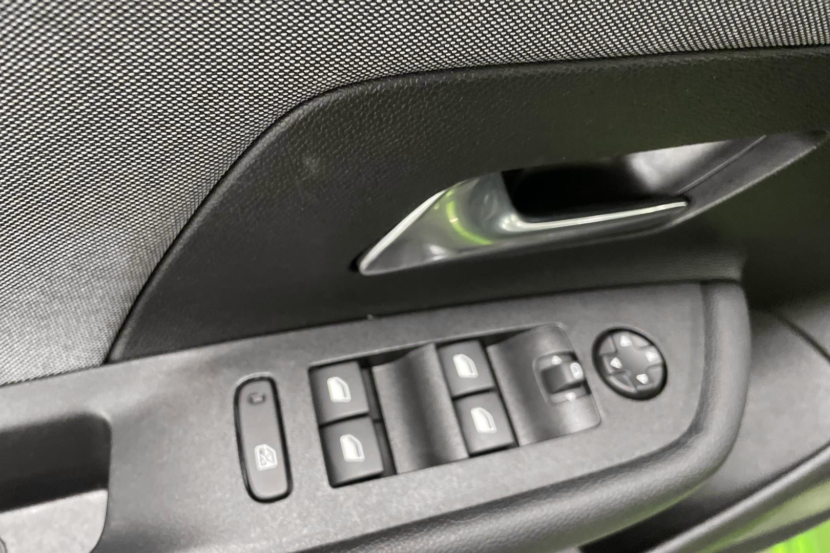 OPEL Mokka-e 22