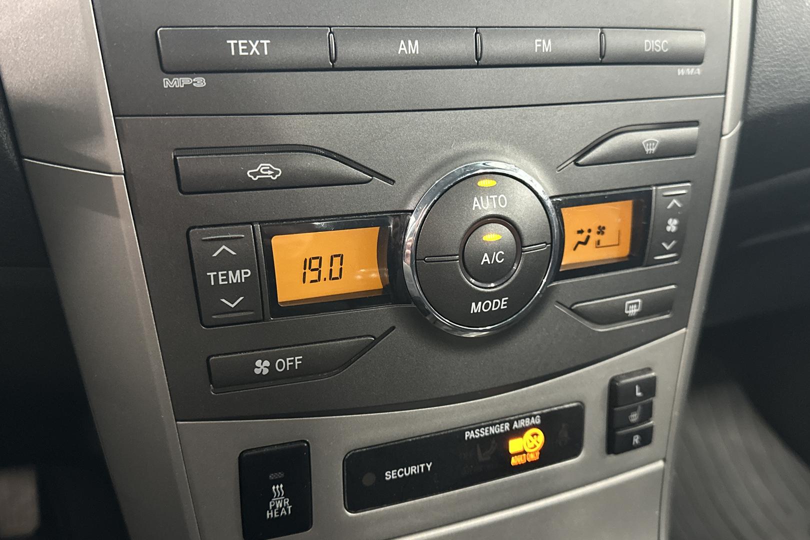 TOYOTA COROLLA 2008