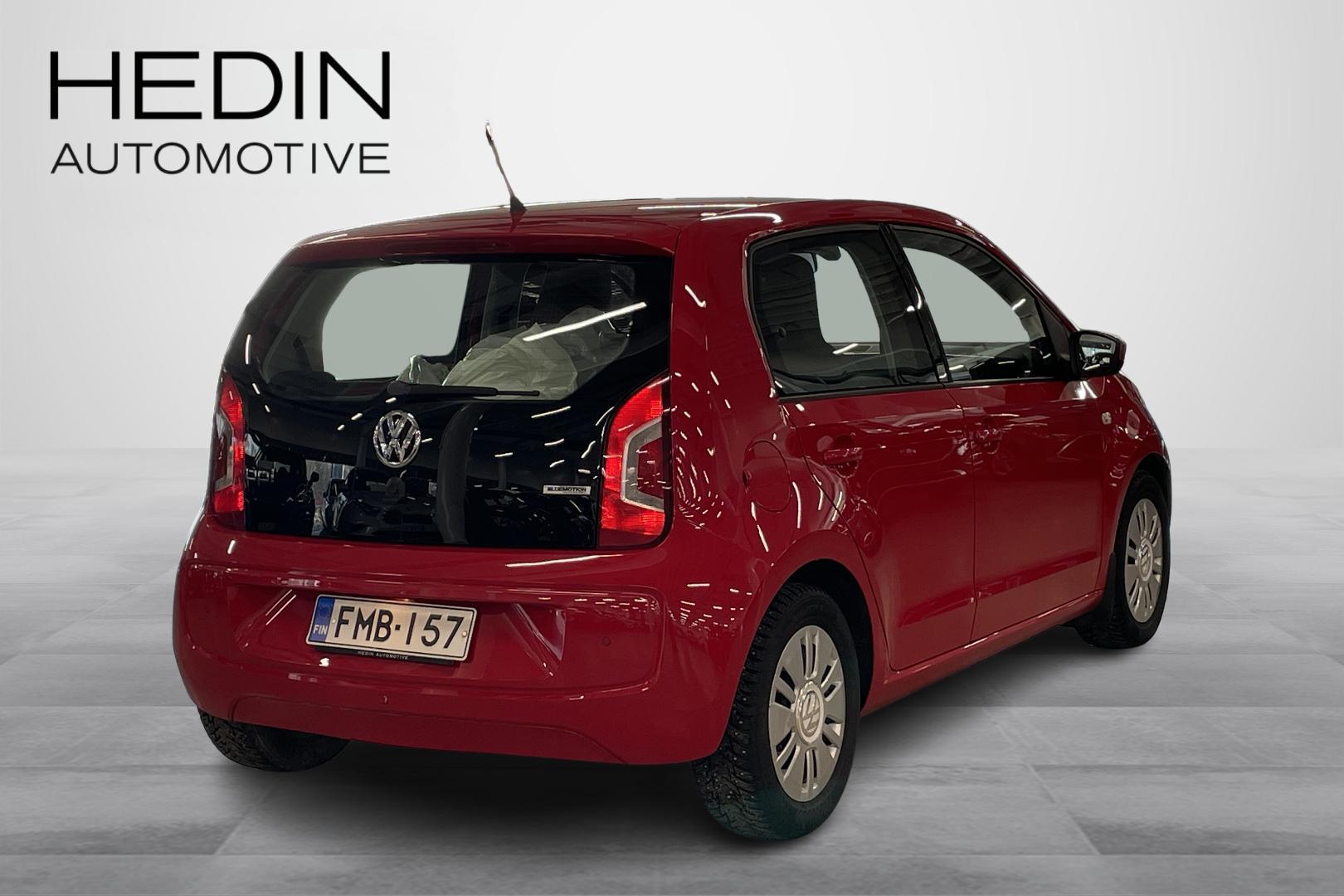 Volkswagen up! 2015