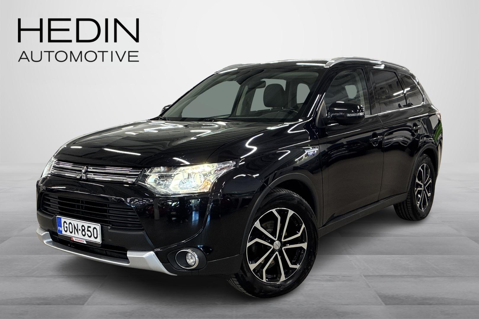 MITSUBISHI Outlander PHEV 2015