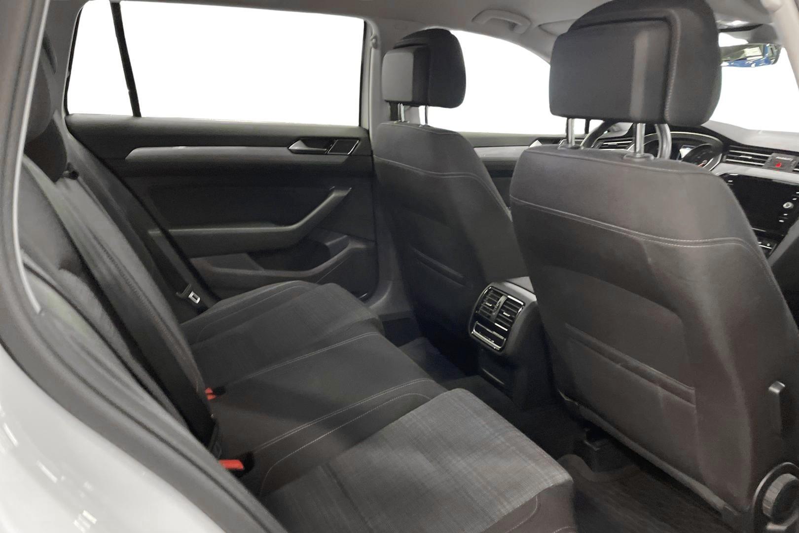 Volkswagen Passat 2022