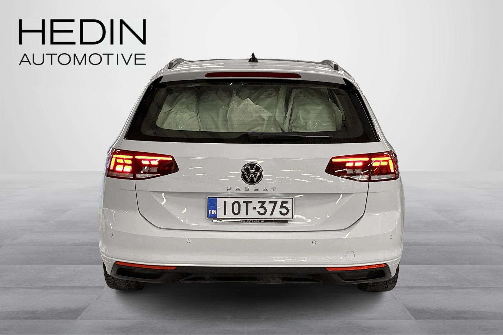 Volkswagen Passat 2022