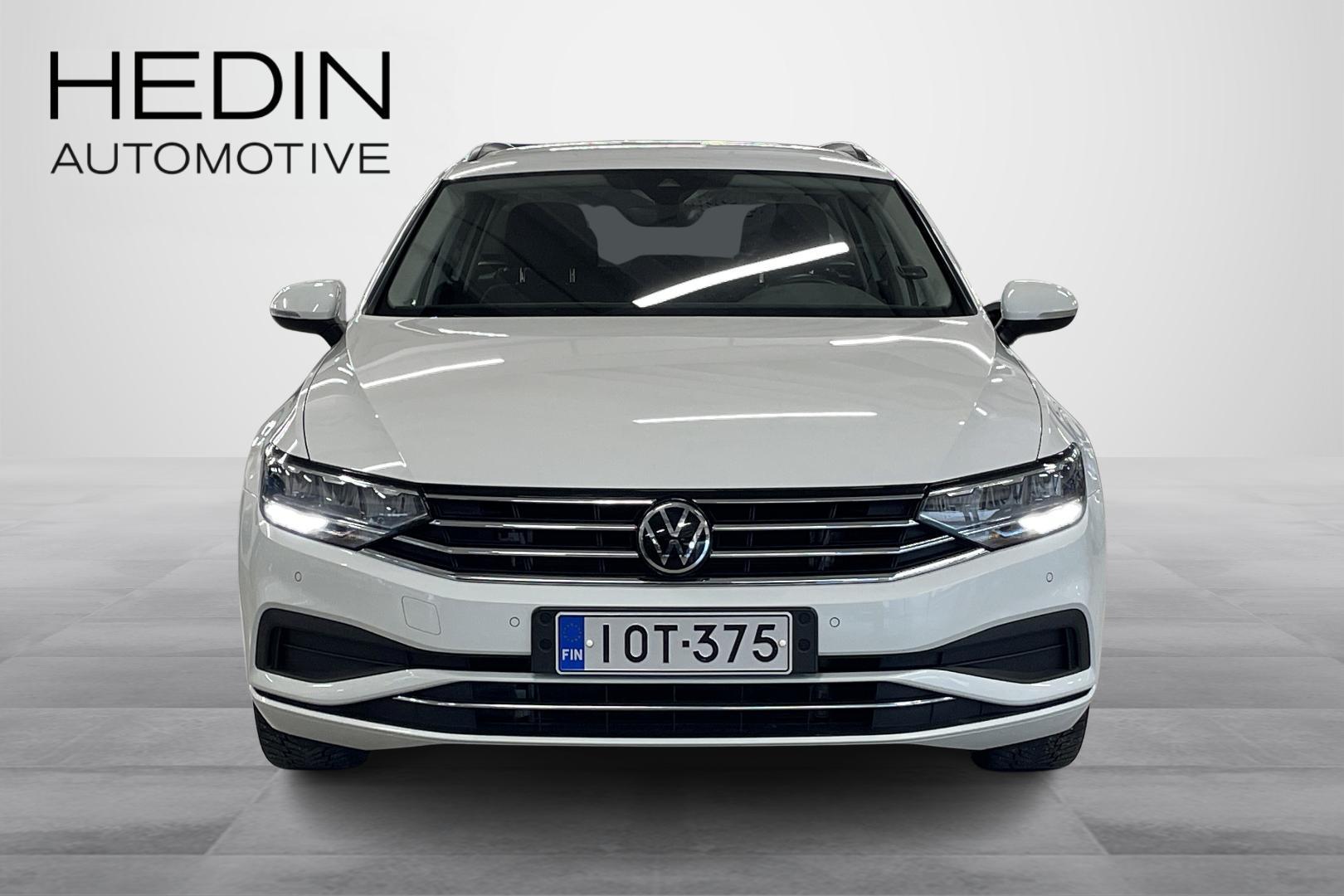Volkswagen Passat 2022