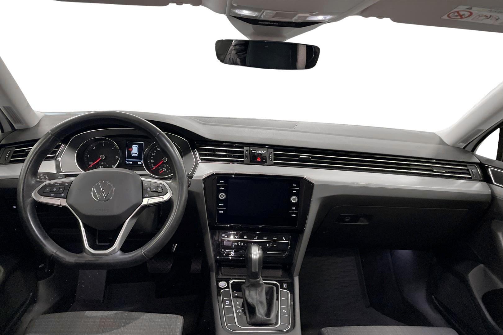 Volkswagen Passat 2022