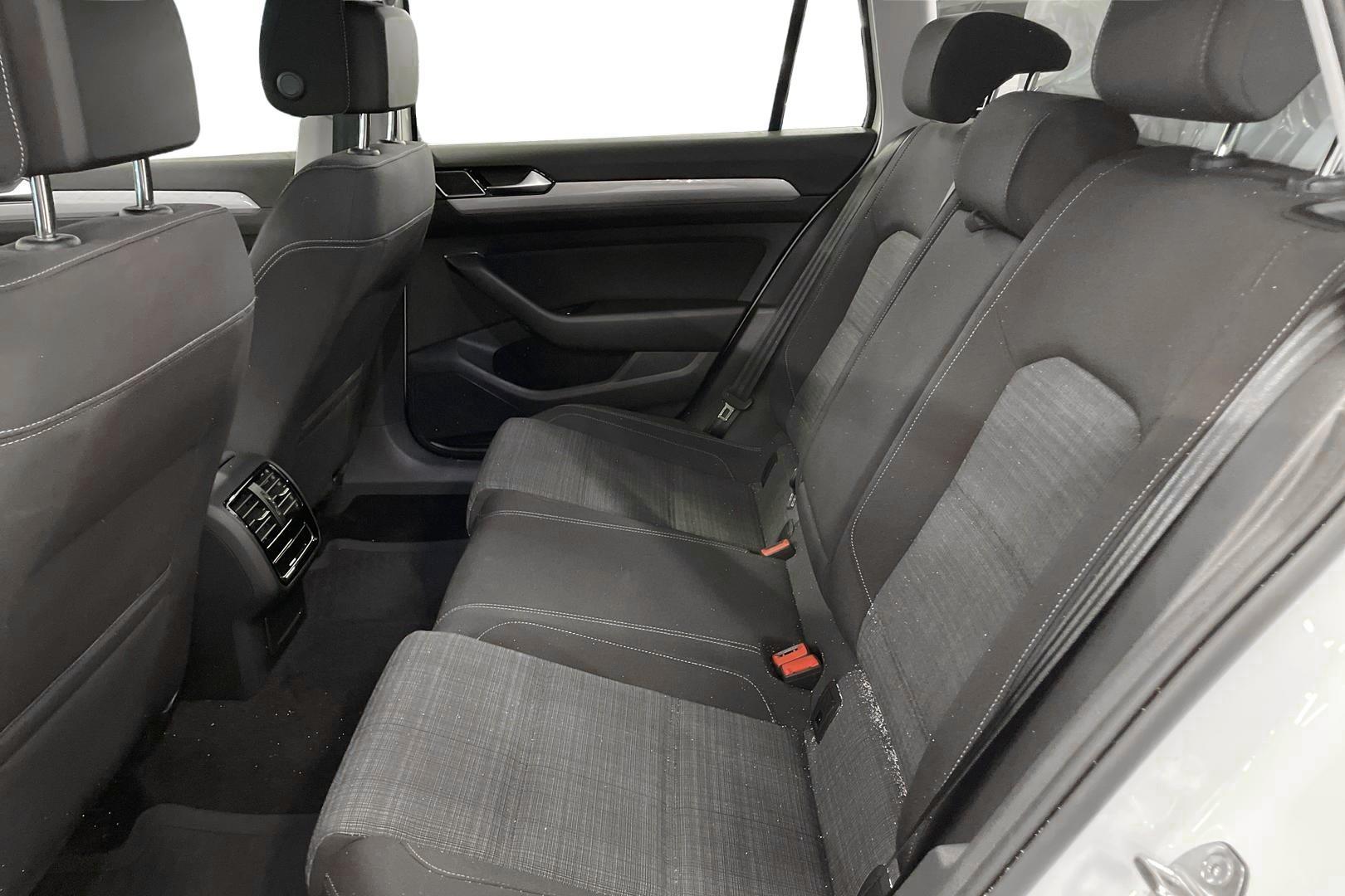 Volkswagen Passat 2022