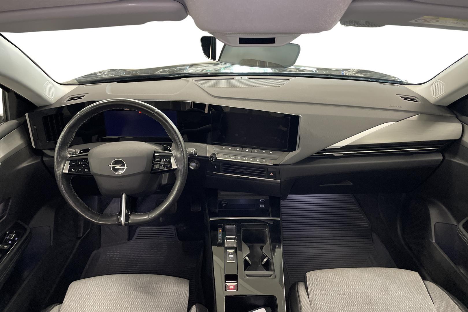 Opel Astra 2022