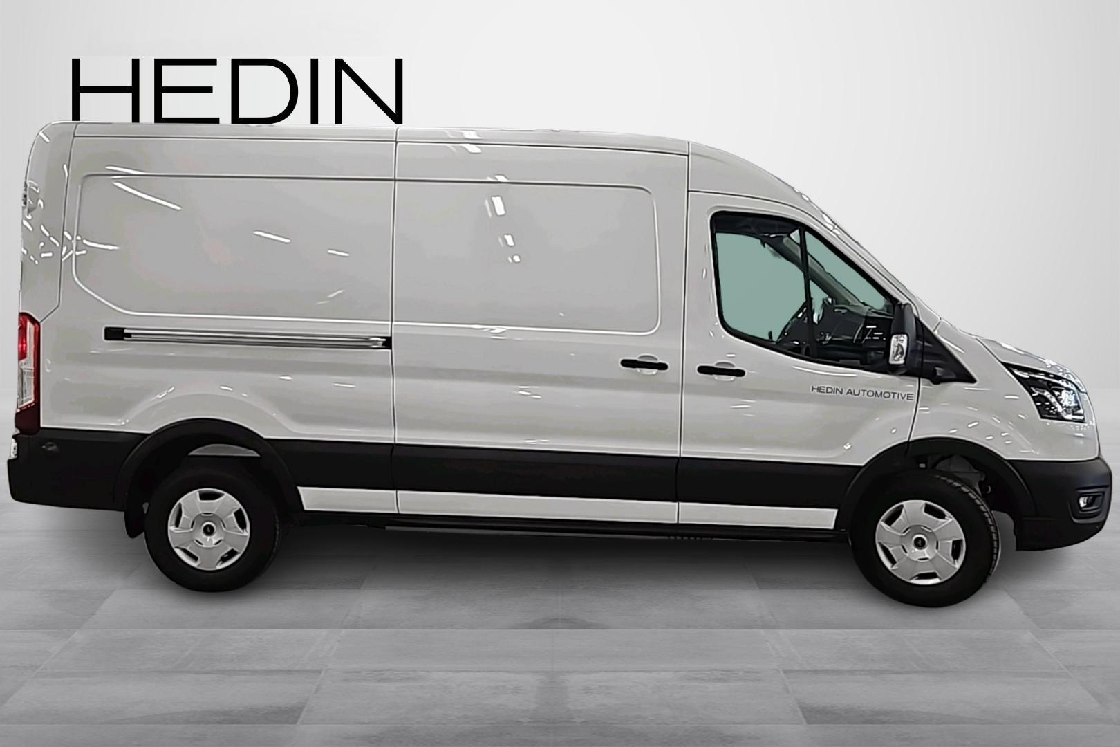 FORD TRANSIT 2025
