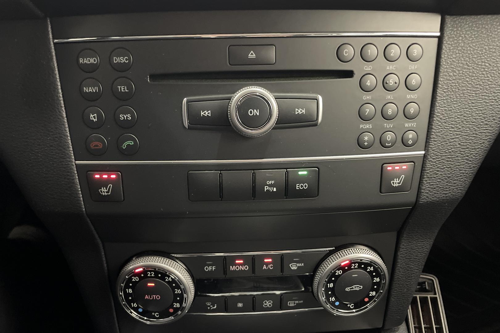 Mercedes-Benz GLK 2011