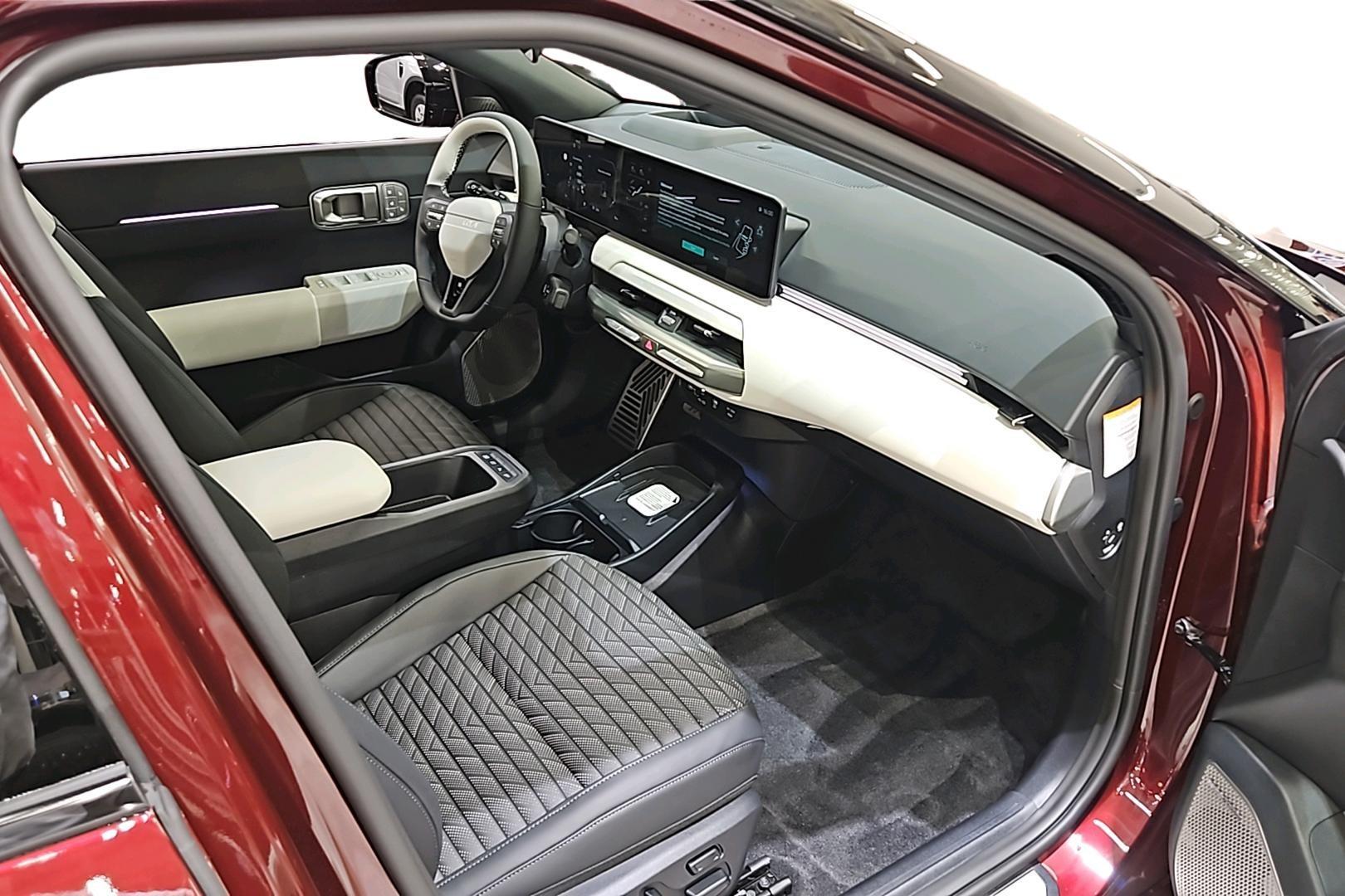 Kia EV4 12