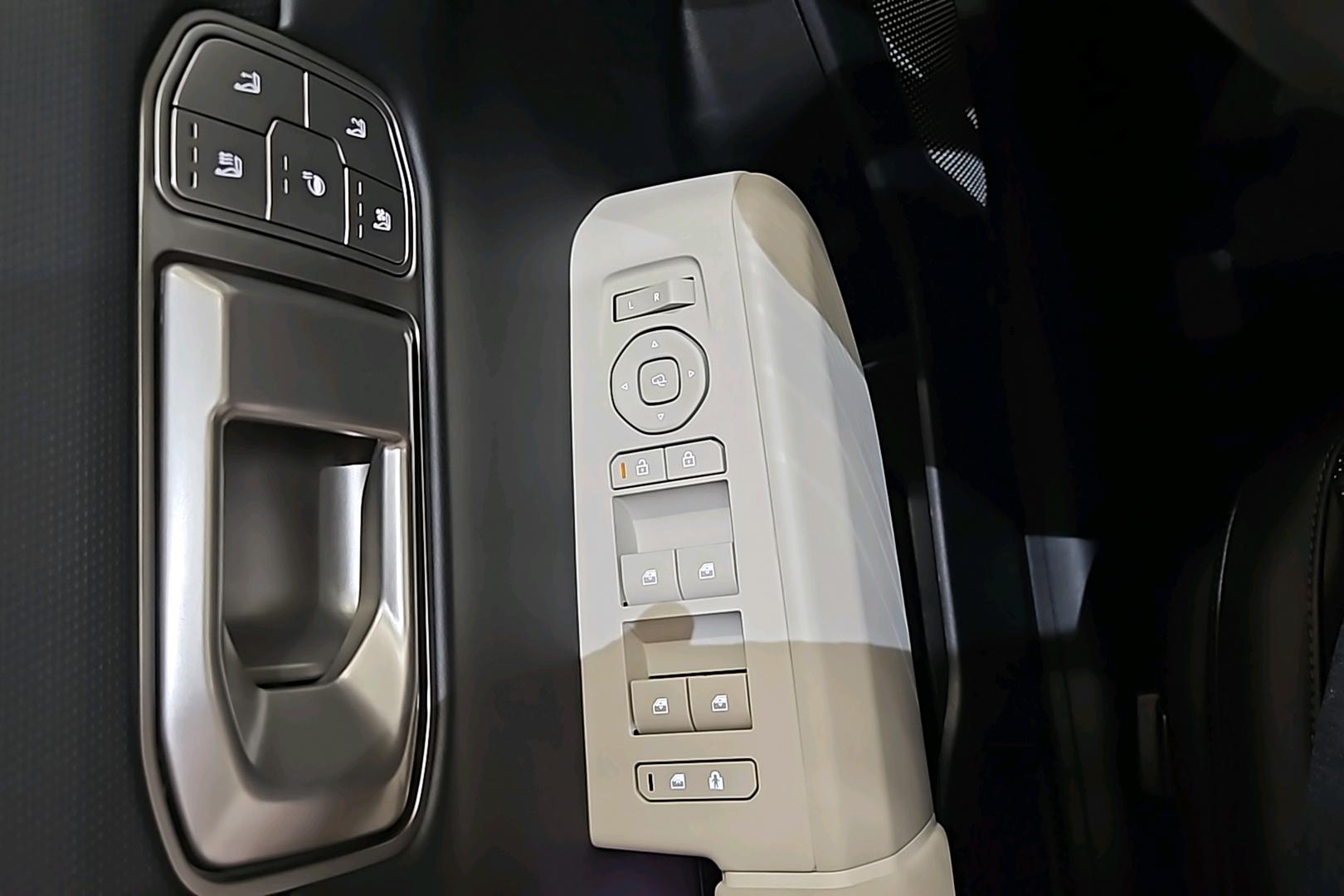 Kia EV4 25