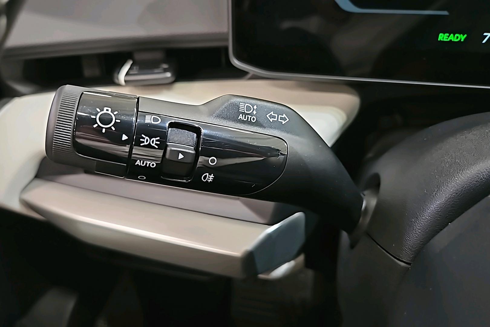 Kia EV4 28