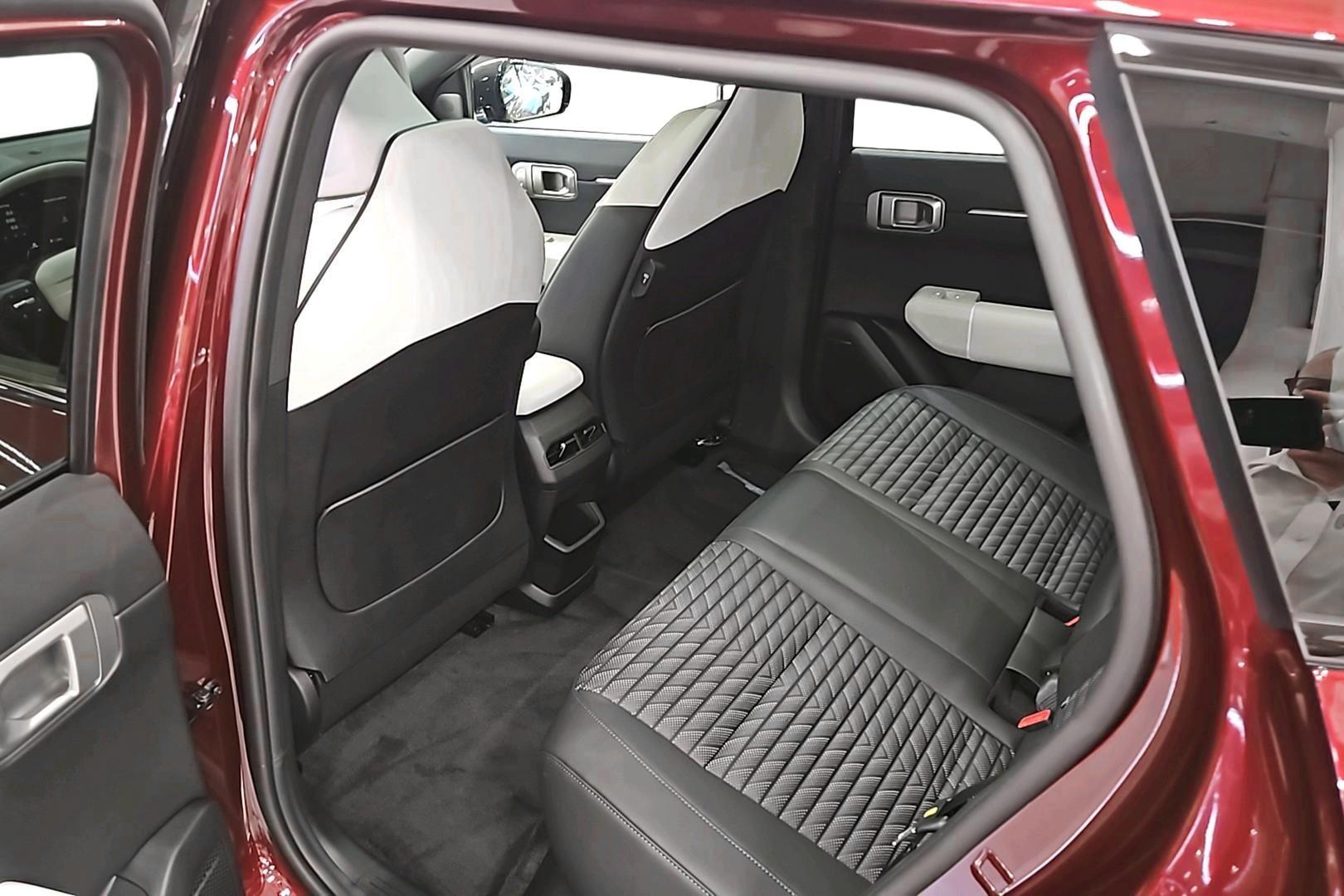 Kia EV4 9