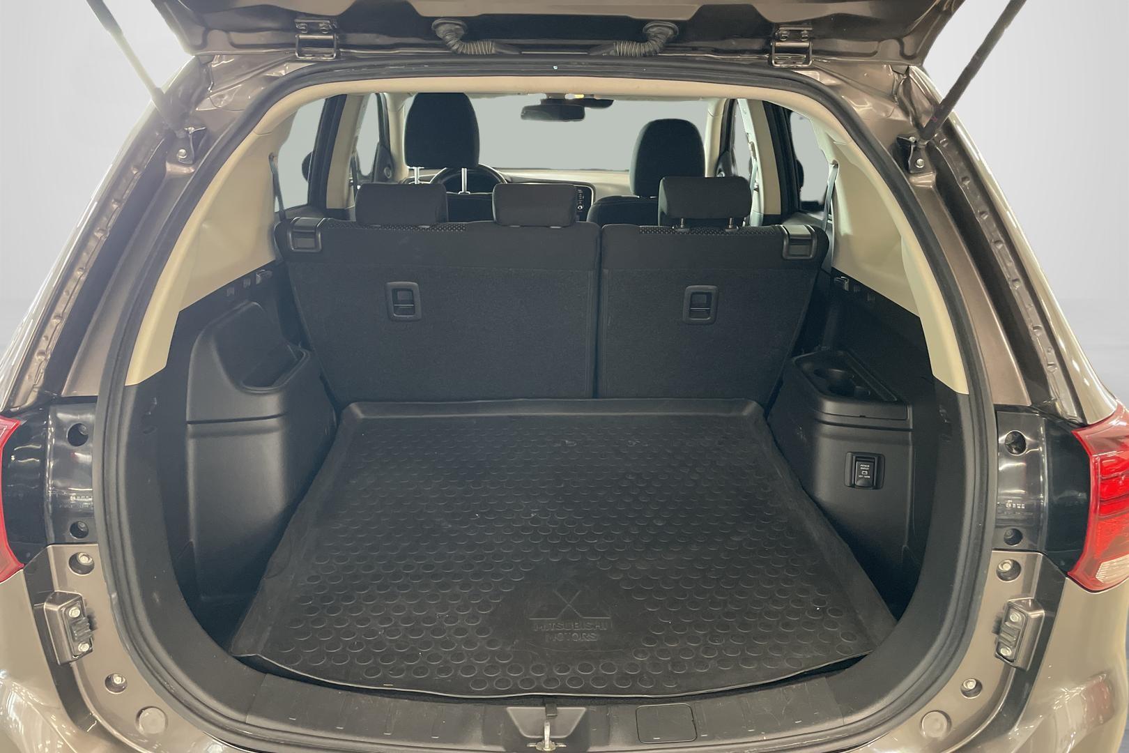 Mitsubishi Outlander 2017