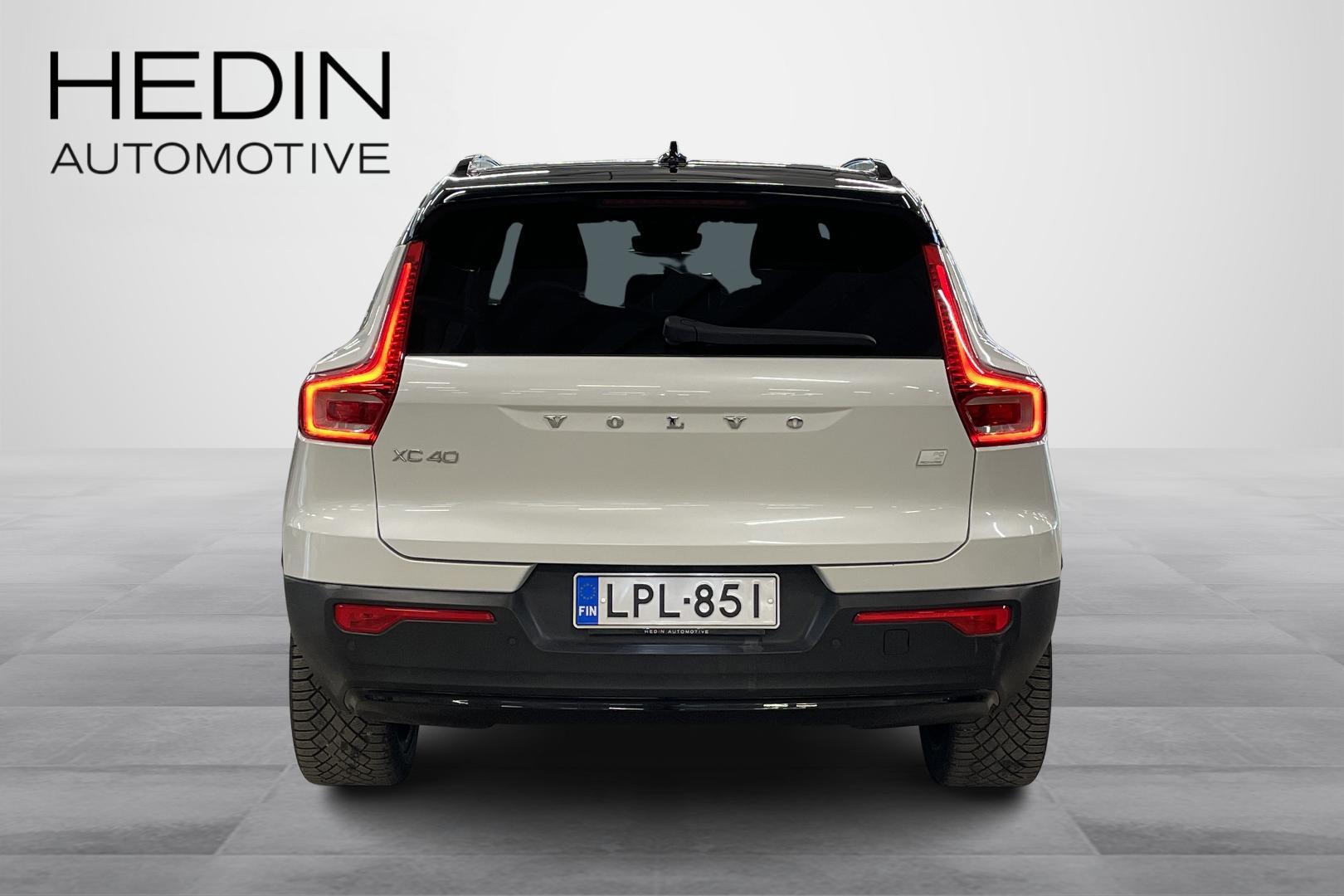 Volvo XC40 2021