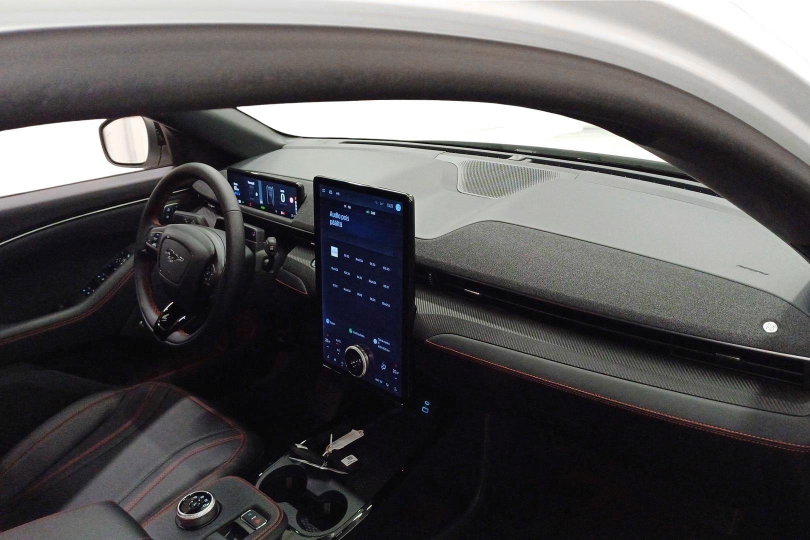 FORD Mustang Mach-E 2026