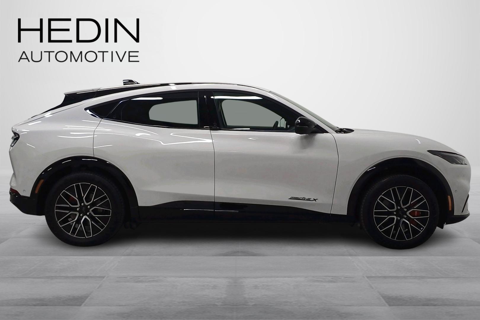 FORD Mustang Mach-E 2026