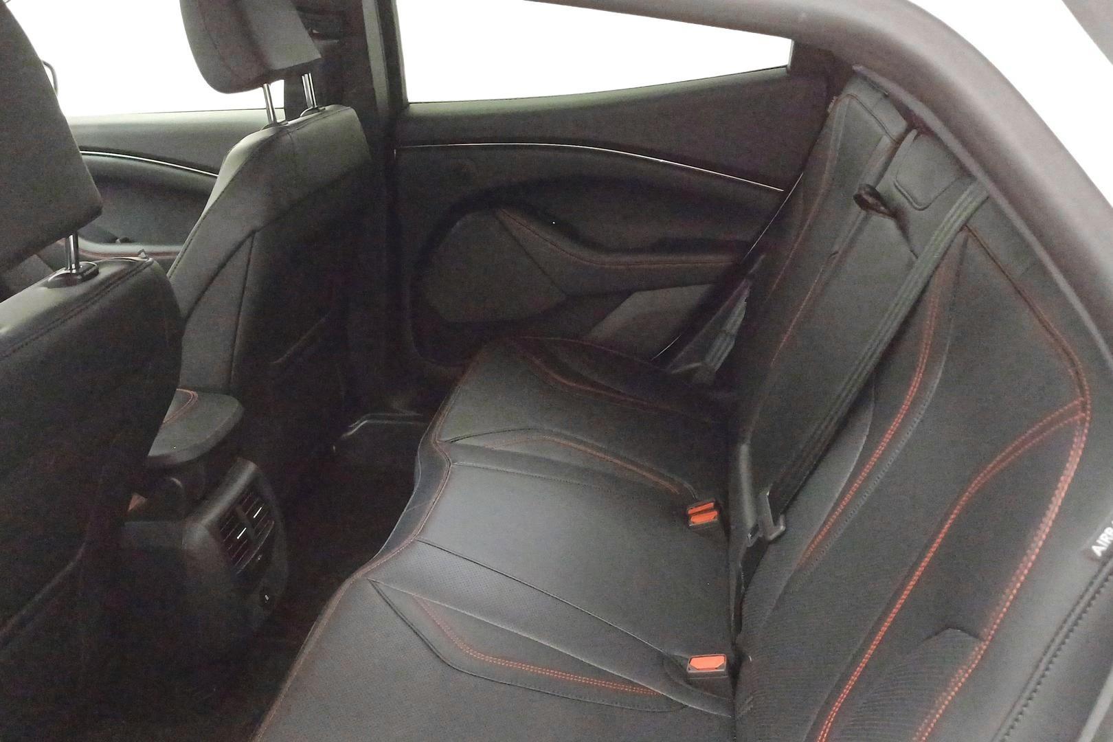 FORD Mustang Mach-E 2026