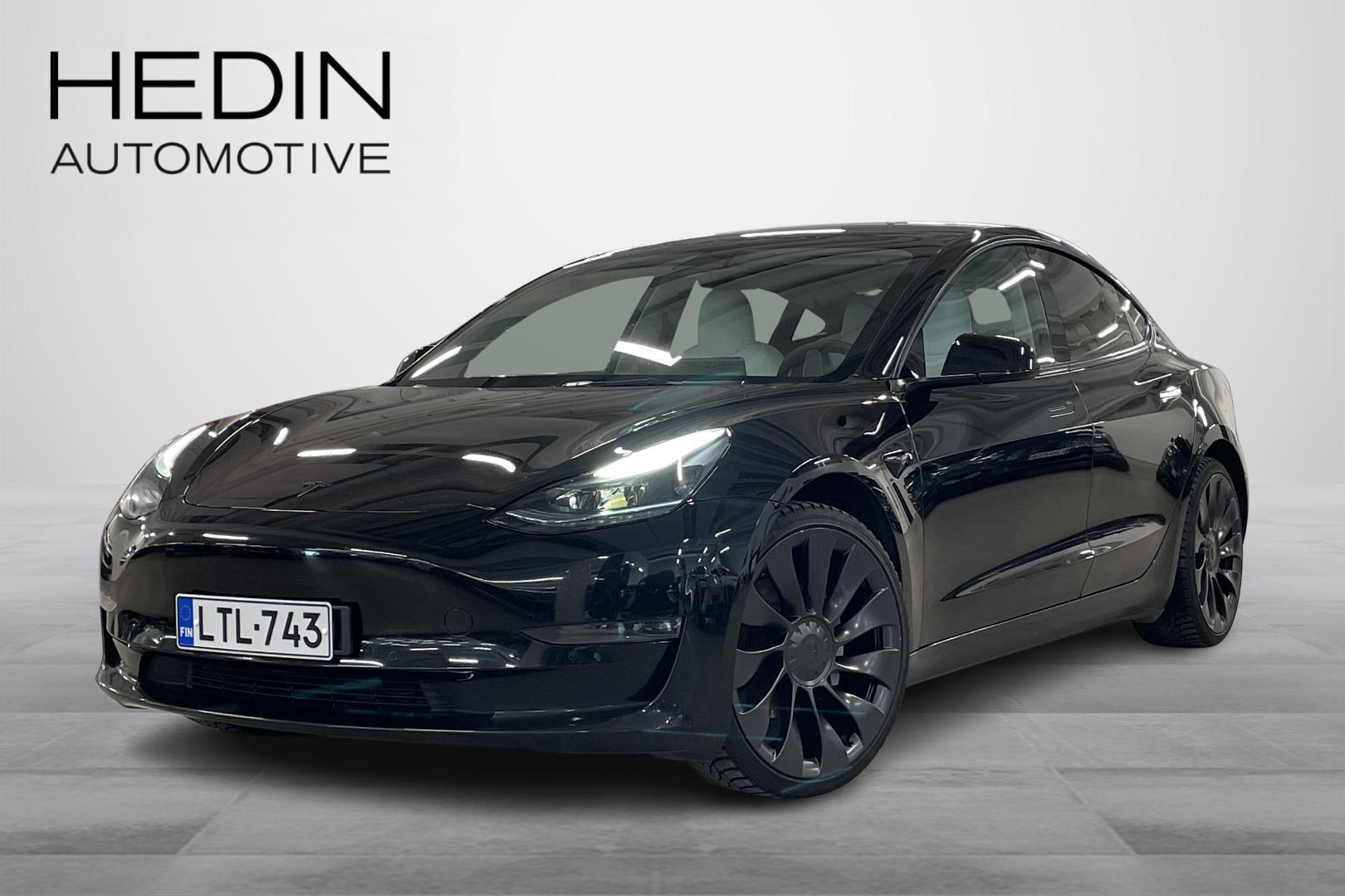 Tesla Model 3 2022