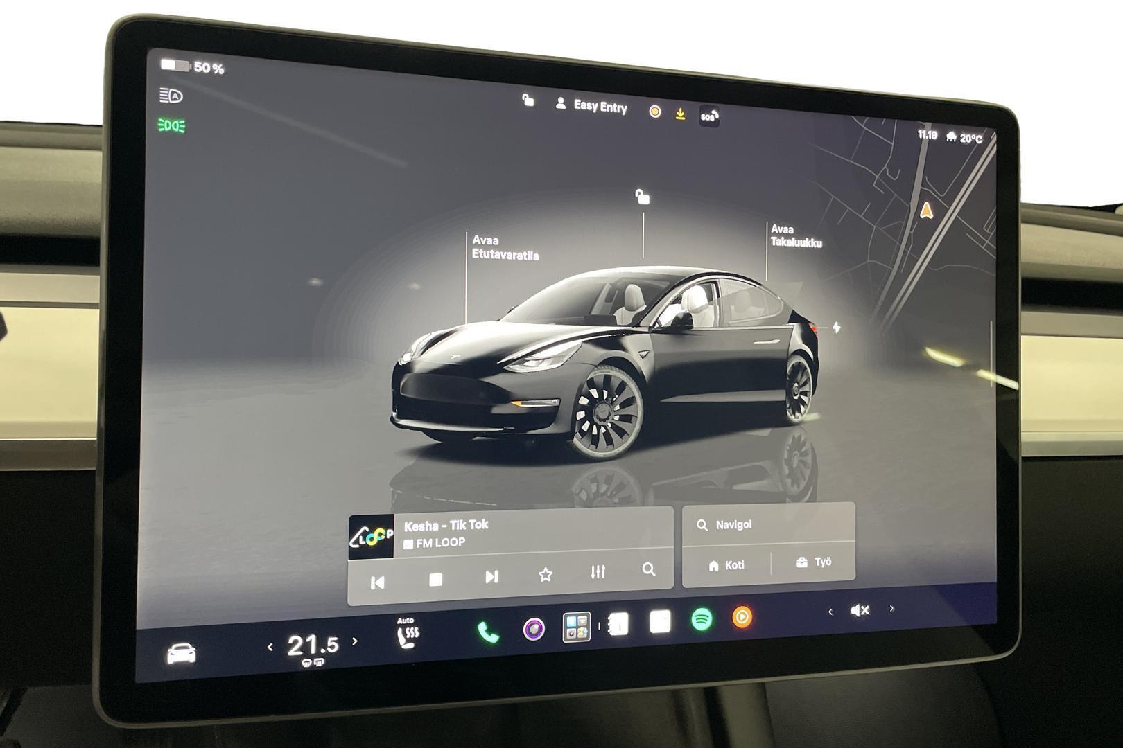 Tesla Model 3 2022