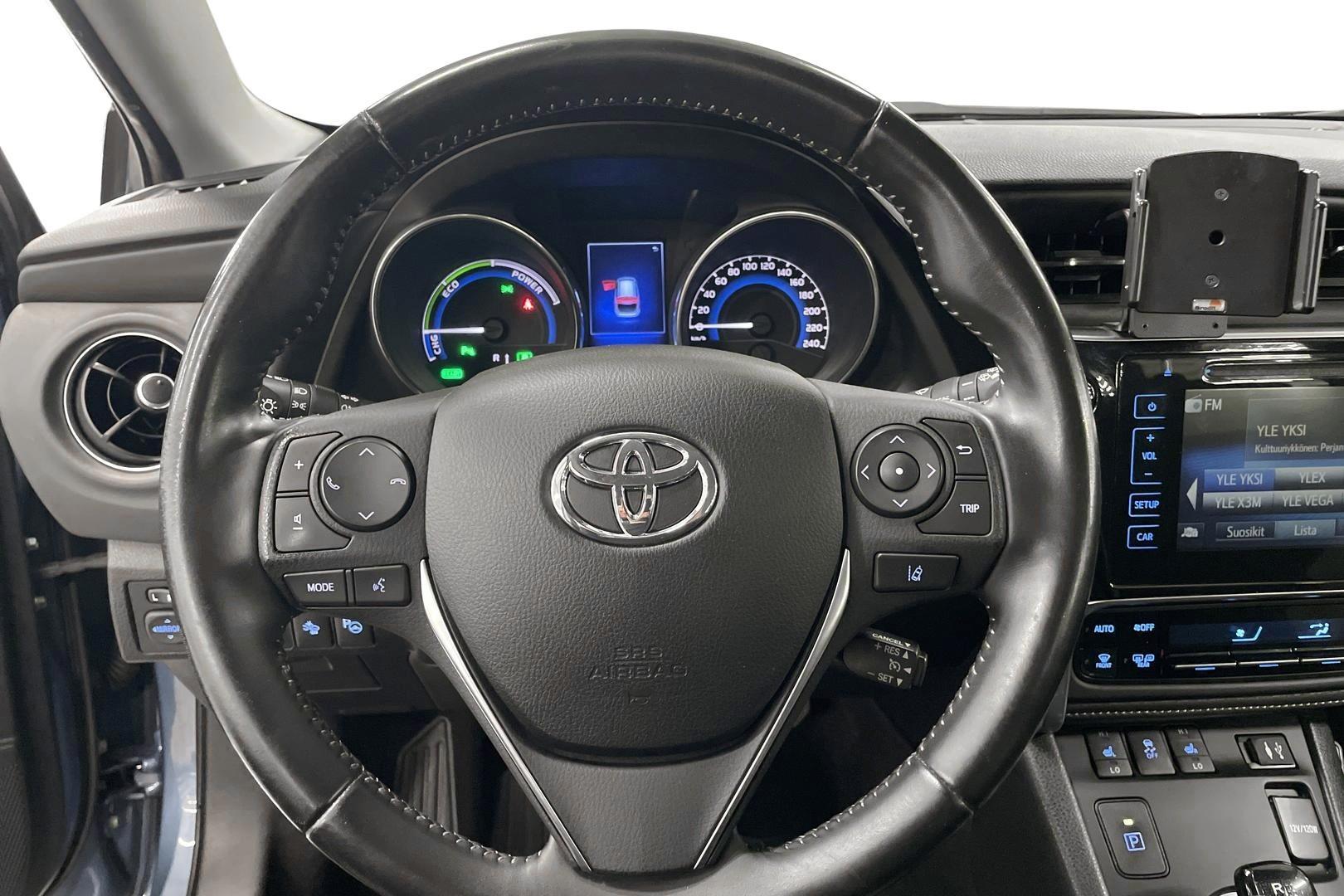 Toyota Auris 2016