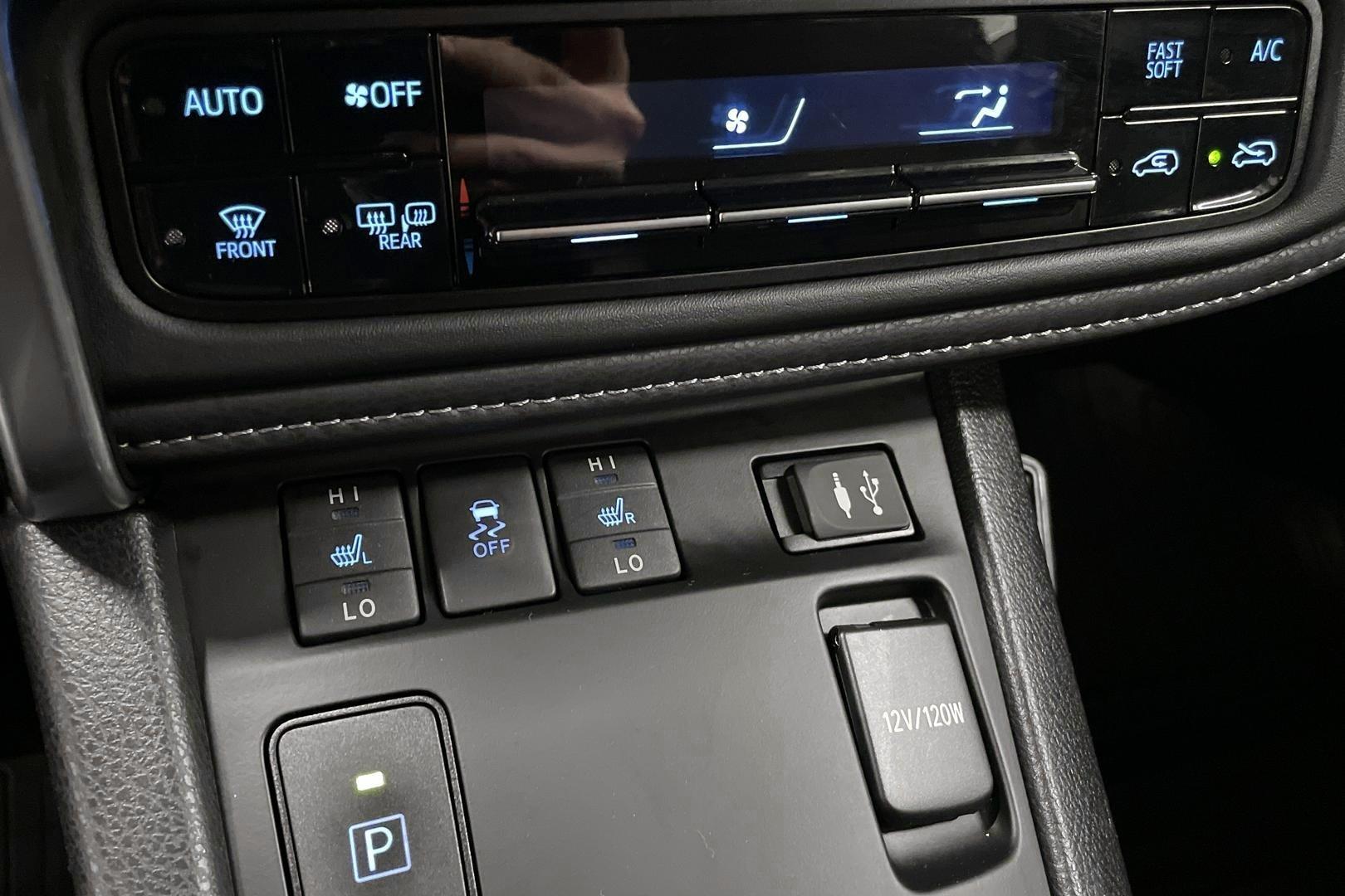 Toyota Auris 2016