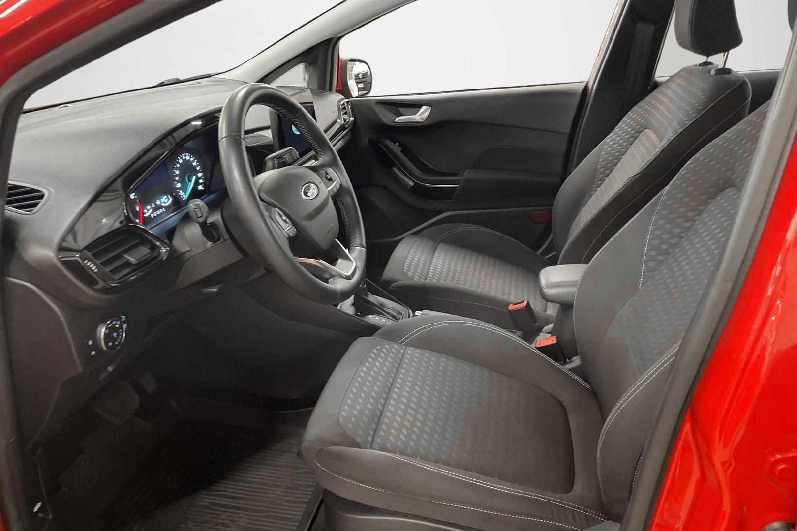 Ford Fiesta 13