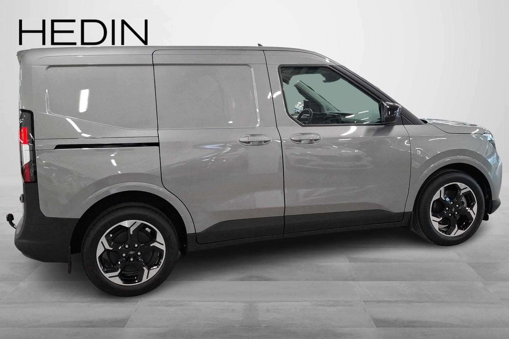 Ford Transit Courier 2026