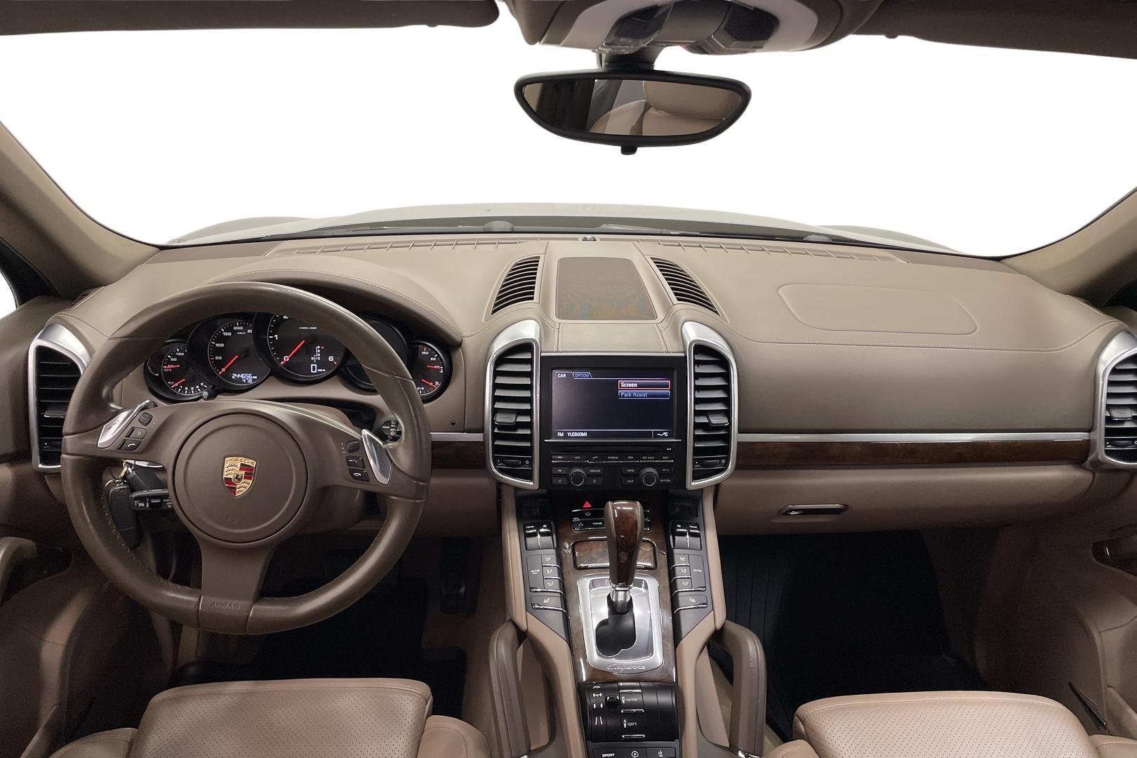 Porsche Cayenne 2011
