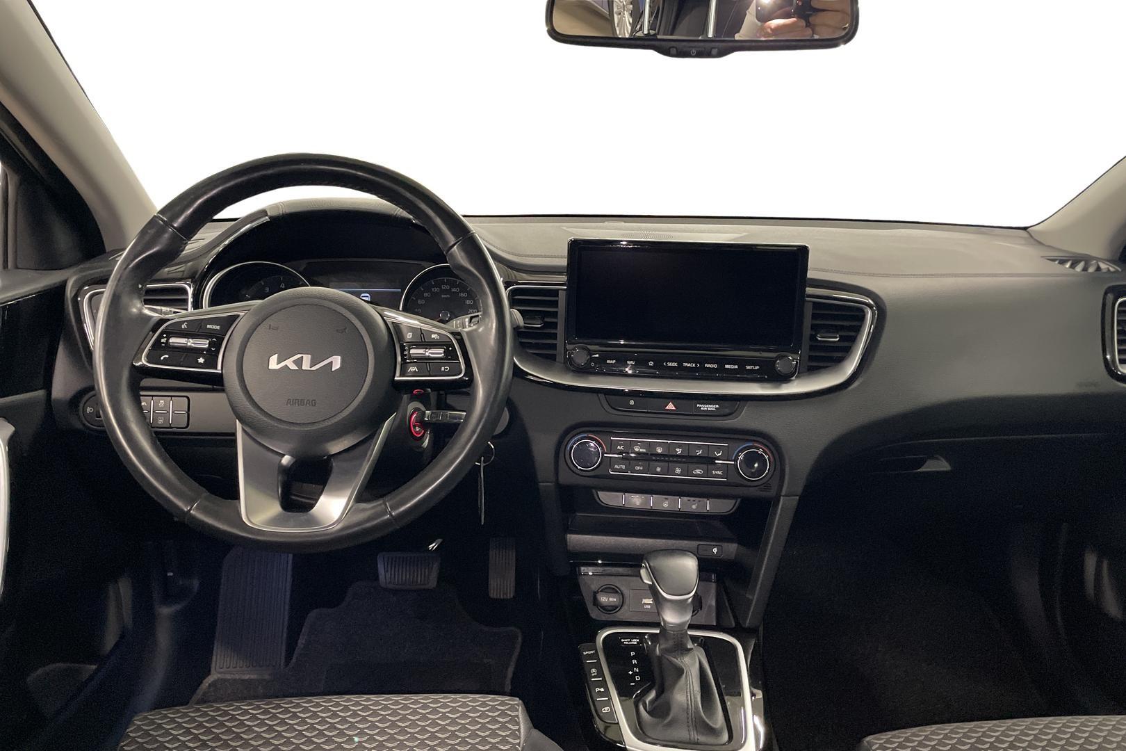 Kia Ceed 8