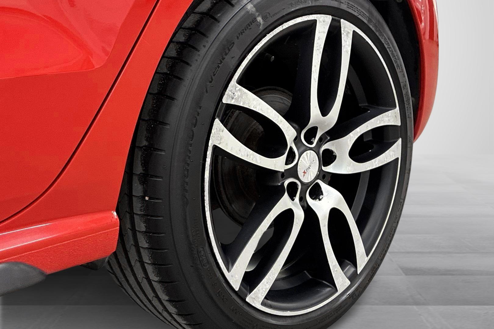VOLKSWAGEN Polo 2013