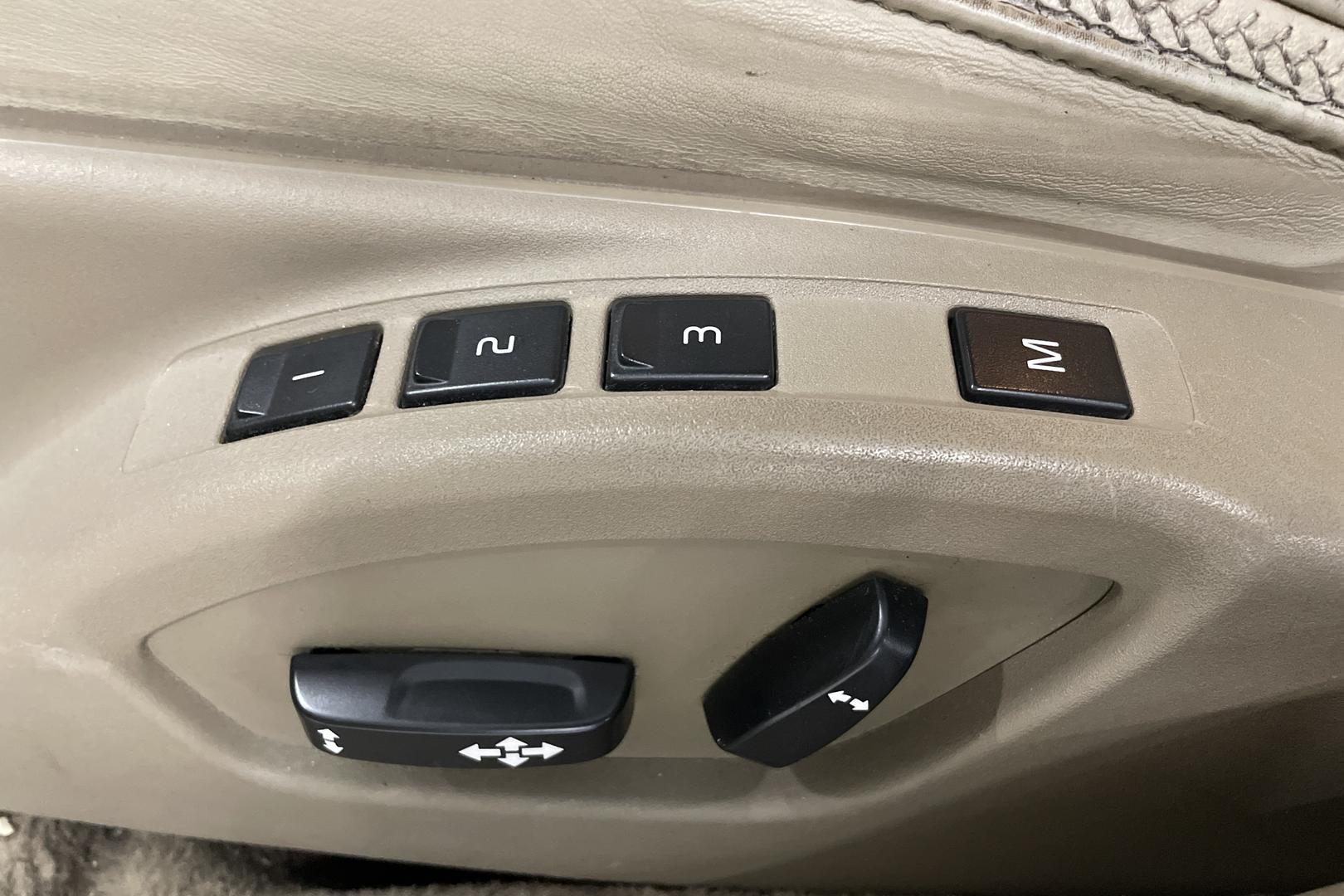 VOLVO XC70 2014