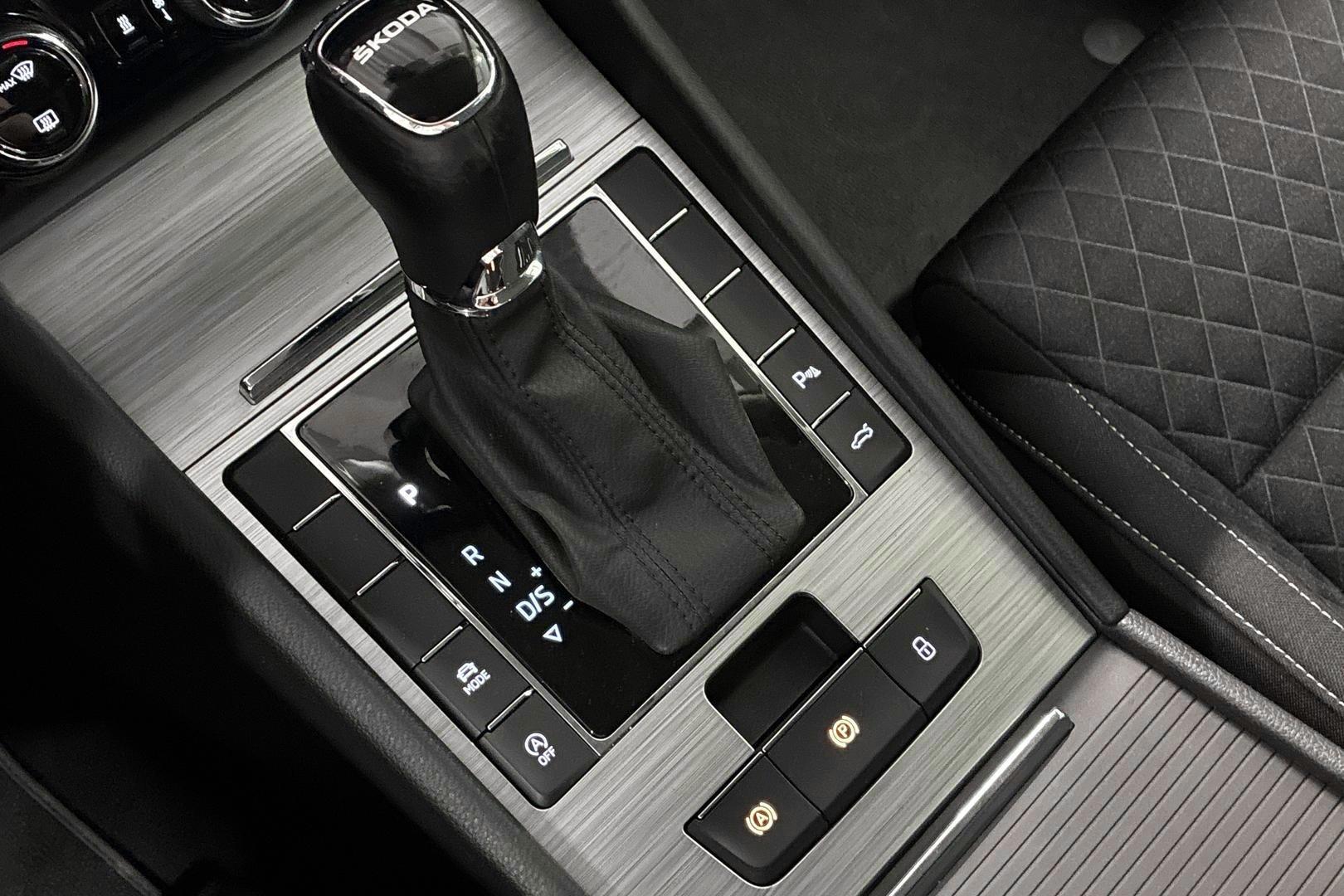 Skoda Superb 24