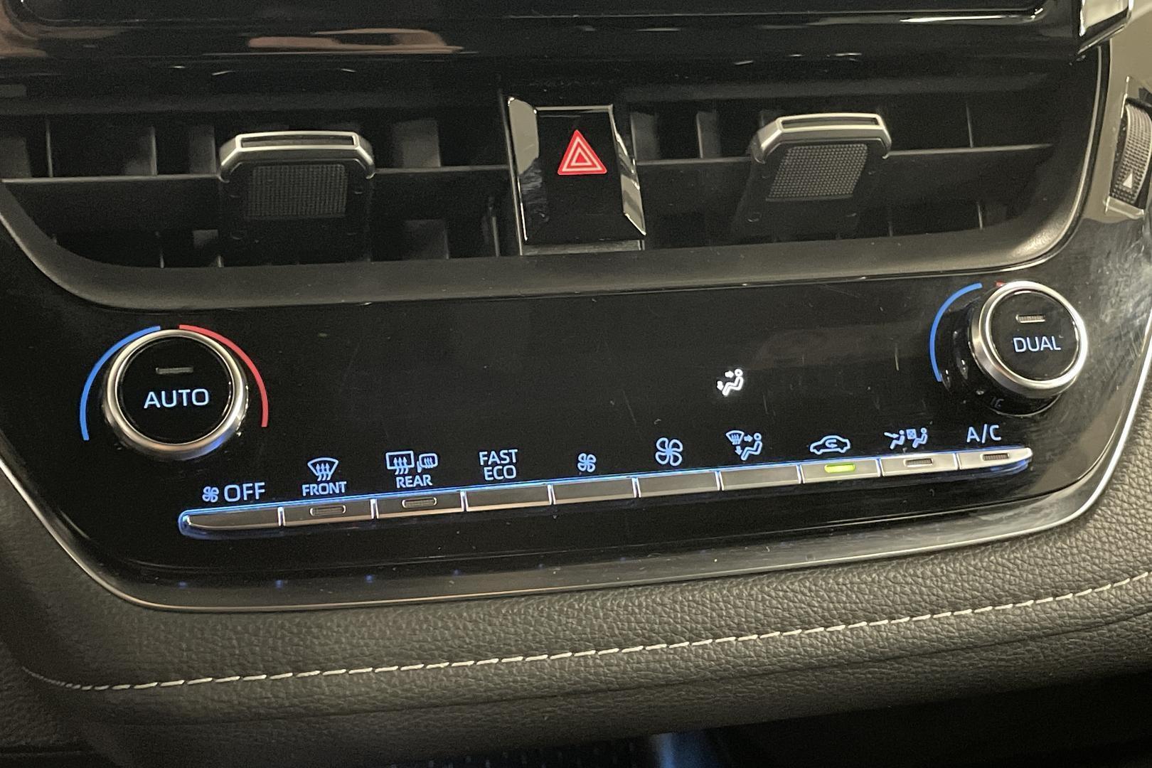 Toyota Corolla 23
