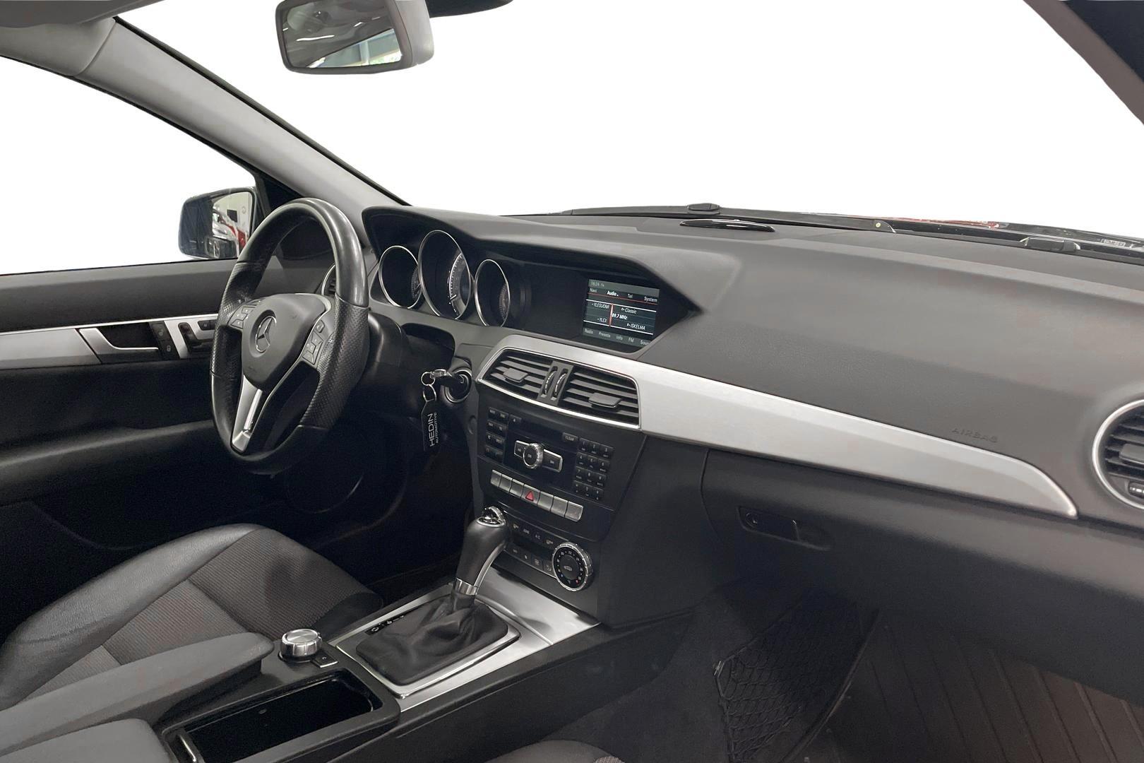 Mercedes-Benz C 12