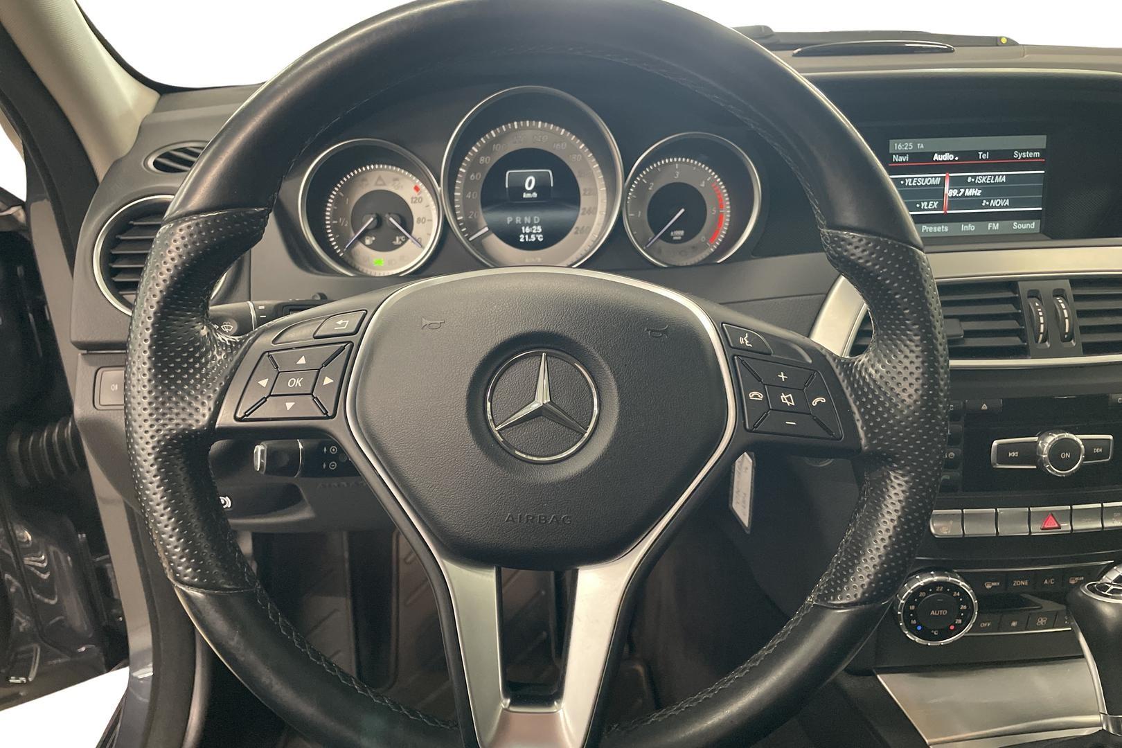 Mercedes-Benz C 16
