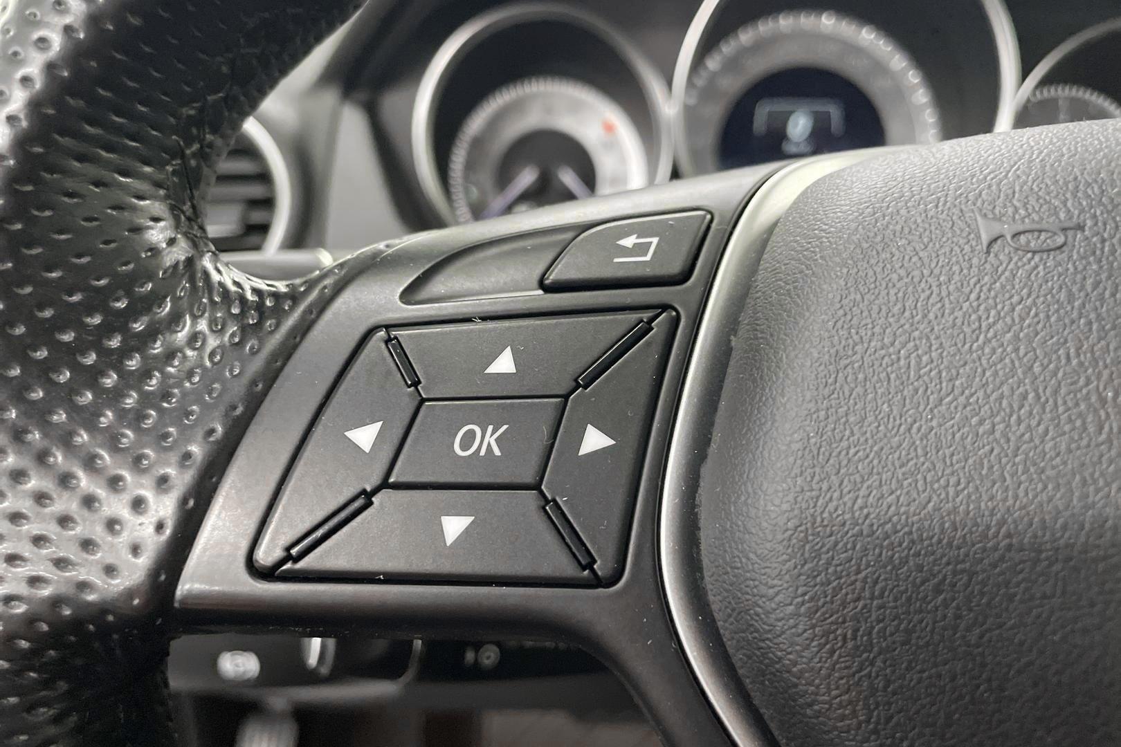 Mercedes-Benz C 17