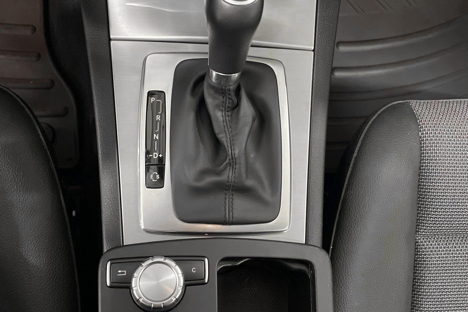 Mercedes-Benz C 25
