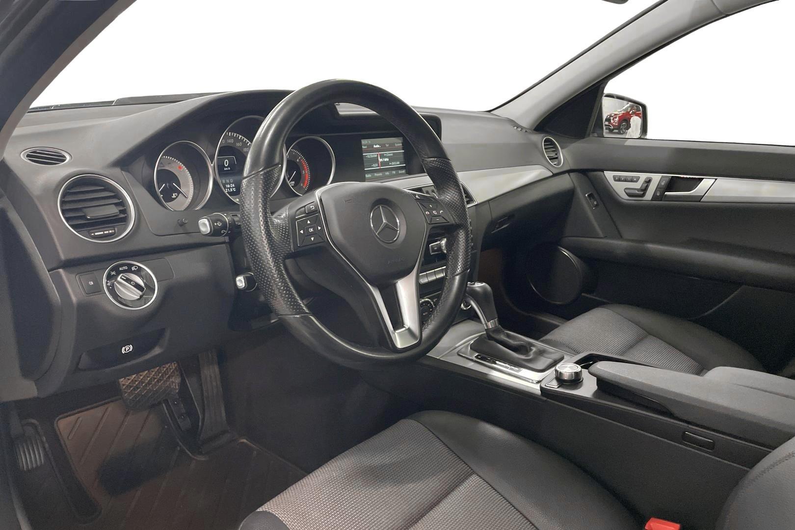 Mercedes-Benz C 7