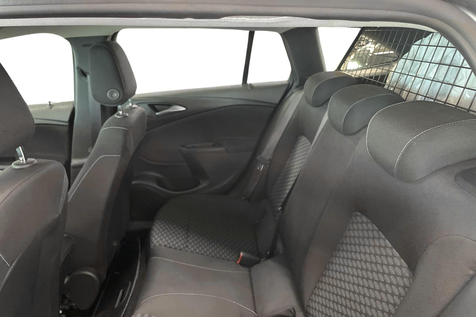 Opel Astra 9