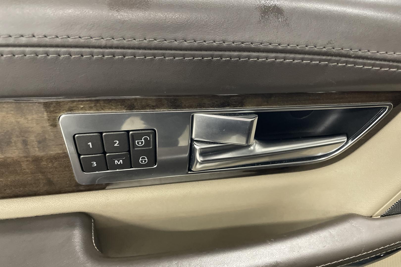 Land Rover Range Rover Sport 2011