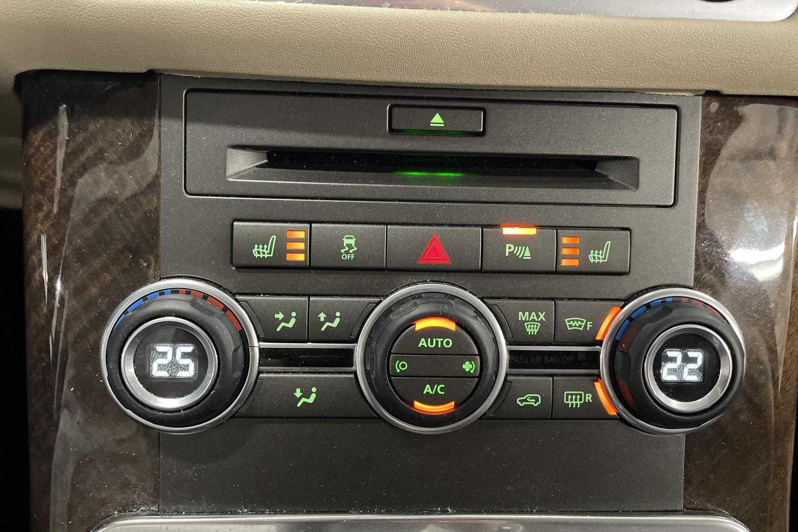 Land Rover Range Rover Sport 2011