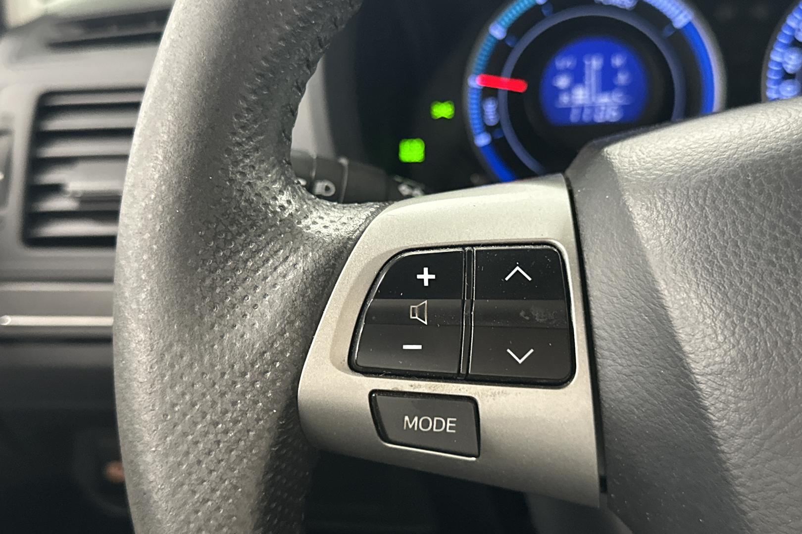 Toyota Auris 2012