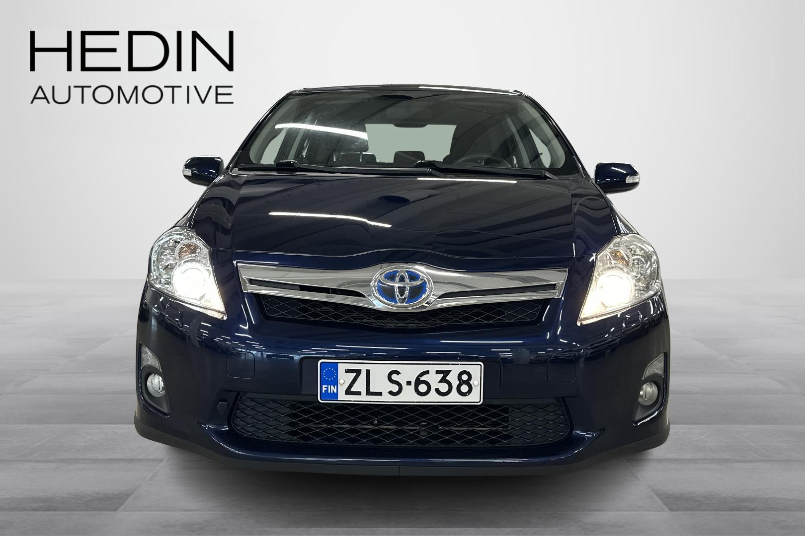 Toyota Auris 2012