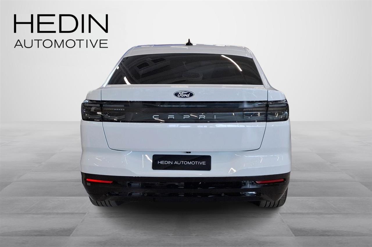 FORD CAPRI 2026