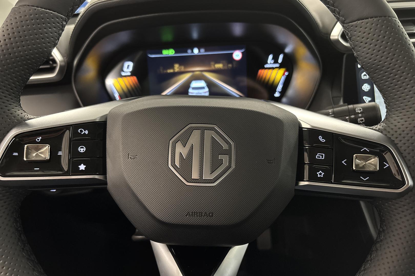MG ZS 2025