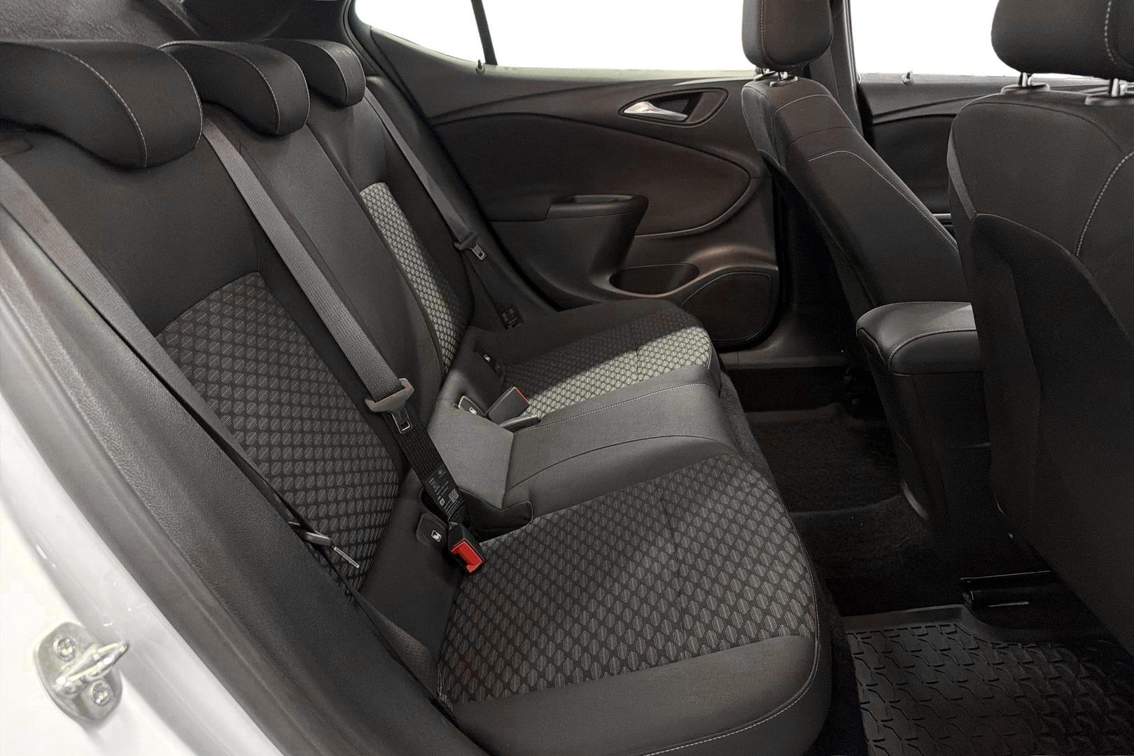 OPEL ASTRA 2022