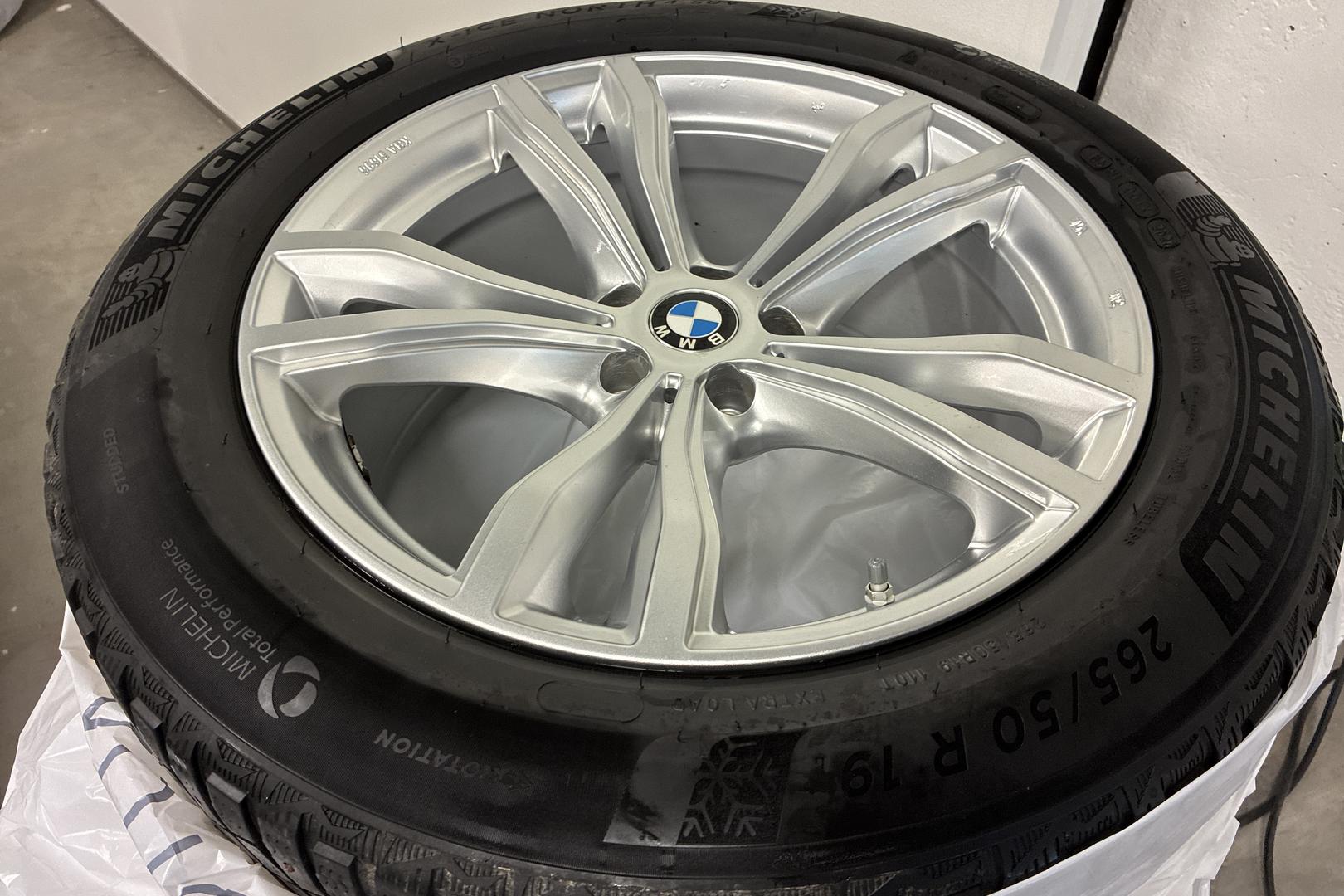 BMW X5 2021